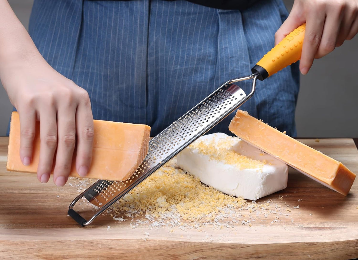 Deiss PRO Lemon Zester and Grater - original image 3